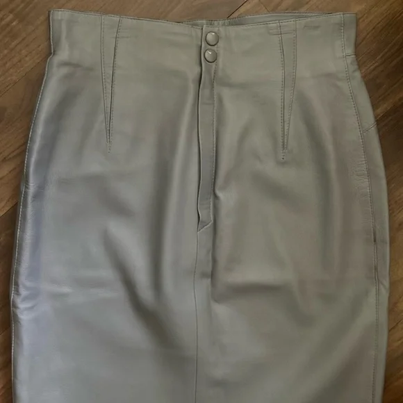 Vintage Roberto Fabris ParisGray Leather Straight Pencil Skirt Size 40